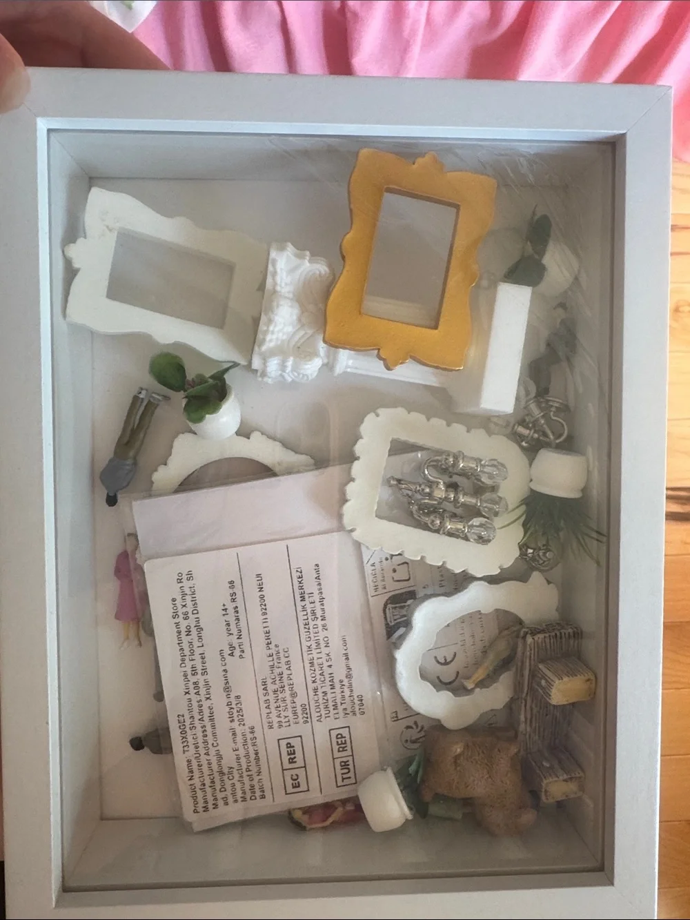 3d mini museum art photo frame kit White and Gold Decorative Shadow Box Home